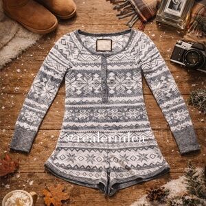 Abercrombie &‎ Fitch Sleeper Romper Fair Isle Knit Henley Medium Gray White